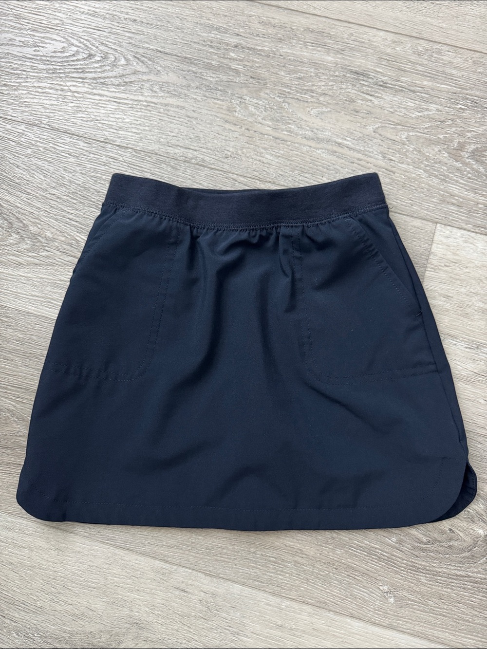 EUC Izod Girls Navy Pull-On Skort with Front Pockets Size 6 Perfect for Uniform